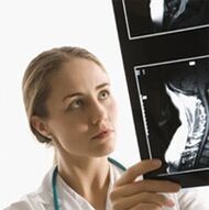 Use rayos X para especificar el diagnóstico de osteocondrosis