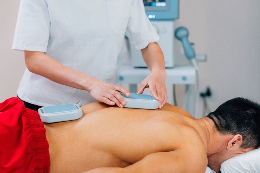 Fisioterapia para la osteocondrosis torácica.